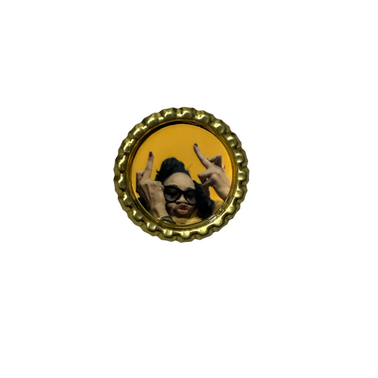 Tia K On One - Muse Pin